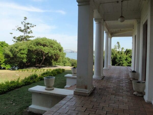 Nielsen park and strickland house loop 600x450