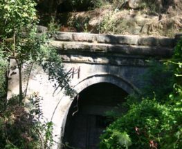 Lapstone train tunnel walk