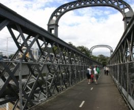 Como Bridge