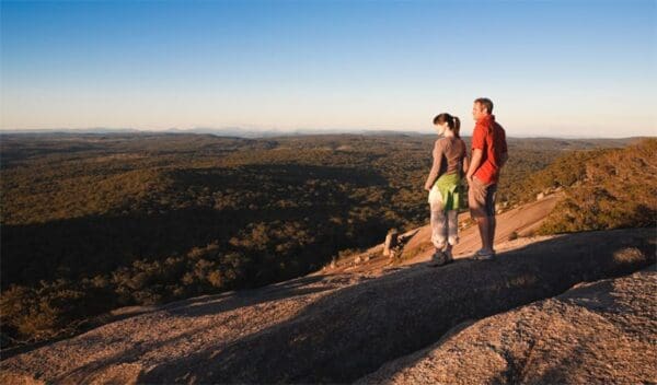Bald rock summit walking track trail hiking australia 600x352