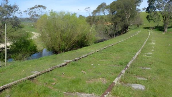 Awaba to wangi wangi rail trail (10km)