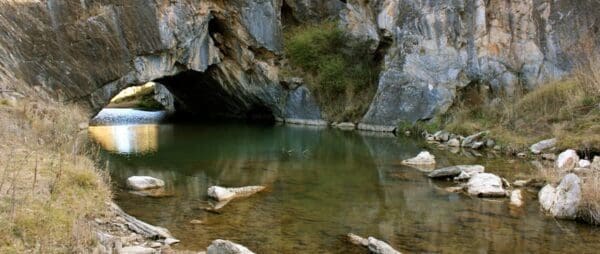 London bridge walk 600x254