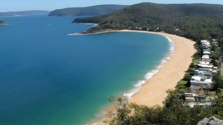 Mount Ettalong Lookout Walk (1.4km) Mount ettalong lookout walk (1. 4km)