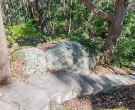 Mount Bouddi walking track Trail Hiking Australia
