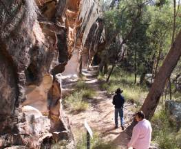 Sandstone Caves walking track Trail Hiking Australia