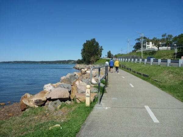 Teralba to charlestown park track head 600x450