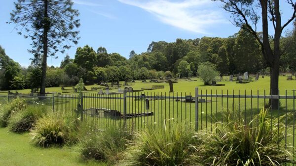 Minmi cemetery walk (1km)