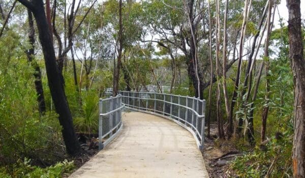 Hikes Ohares creek lookout walking track trail hiking australia 600x352