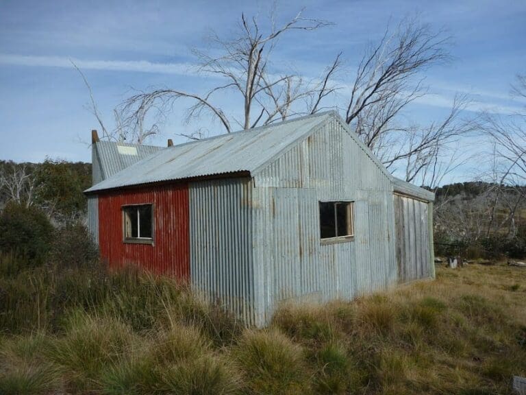 Patons hut 768x576