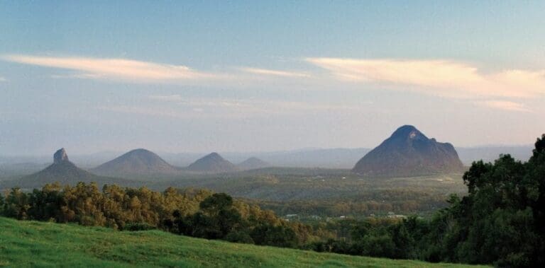 Glass House Mountains Lookout Track (800m) Glass house mountains lookout track e1505357963719 768x379