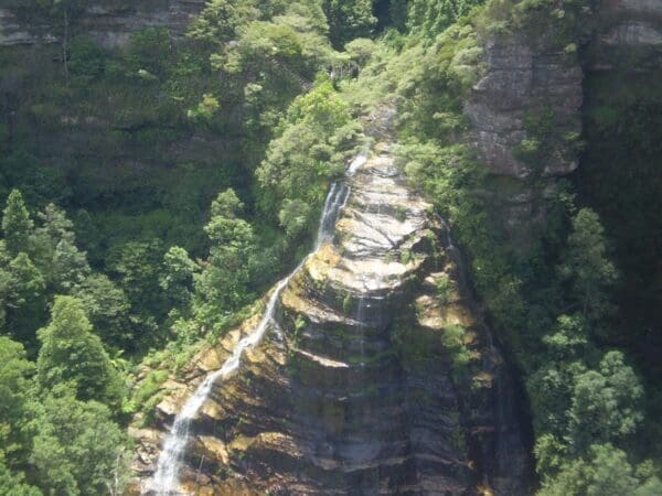 Leura cascades to gordon falls reserve 600x450