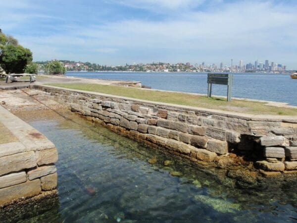 Queens beach to hermit point 600x450