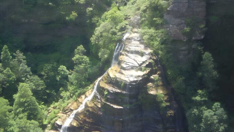 Leura Cascades to Gordon Falls Reserve Walk (1.8km) Leura cascades to gordon falls reserve walk (1. 8km)