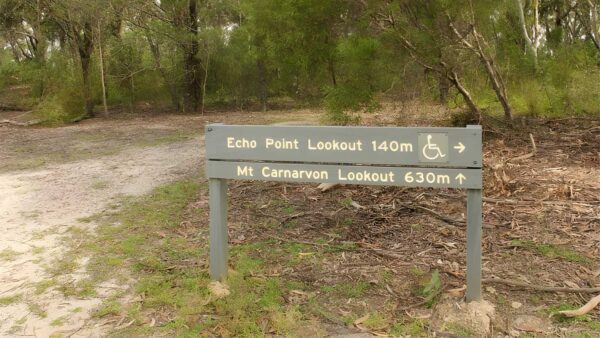 Mount Carnarvon Walking Track (700m) Mount carnarvon walking track (700m)