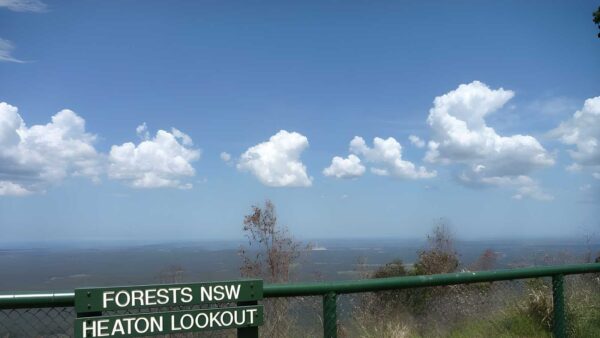 Heaton Lookout to Heaton Gap Walk (4.3km) Heaton lookout to heaton gap walk (4. 3km)