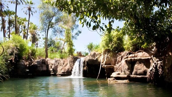 Indarri falls walk (3. 8km)