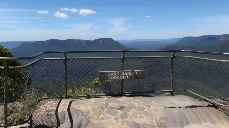 Lady Darley Lookout Track (200m) Lady darley lookout track (200m)
