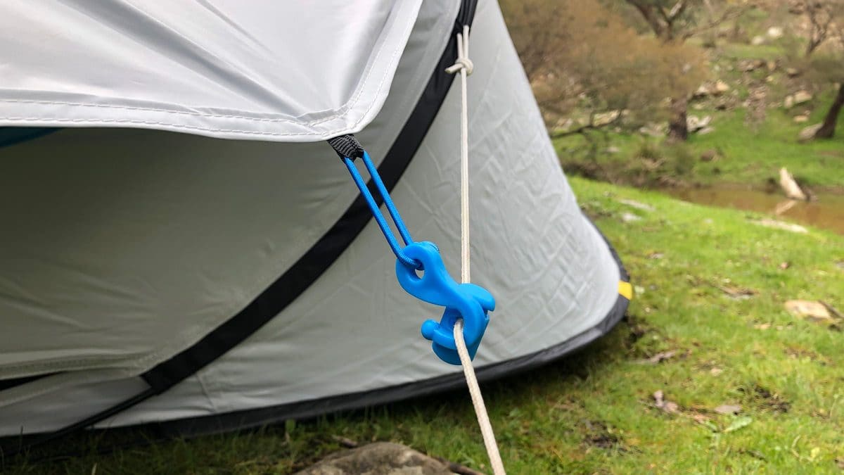 Quechua 2 second pop up camping tent trail hiking australia