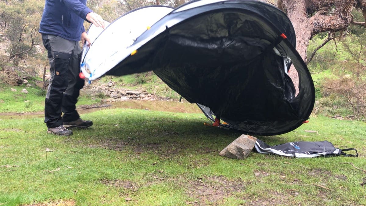 Quechua 2 second pop up camping tent trail hiking australia