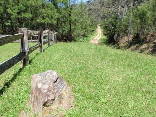 Dubbo gully and ten mile hollow circuit via clares bridge 600x450