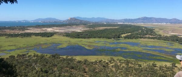 Trail hiking australia cape pallarenda many peaks track 600x254