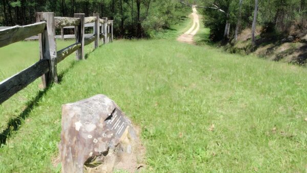 Dubbo Gully & Ten Mile Hollow Circuit - Clares Bridge (24.3km) Dubbo gully & ten mile hollow circuit - clares bridge (24. 3km)