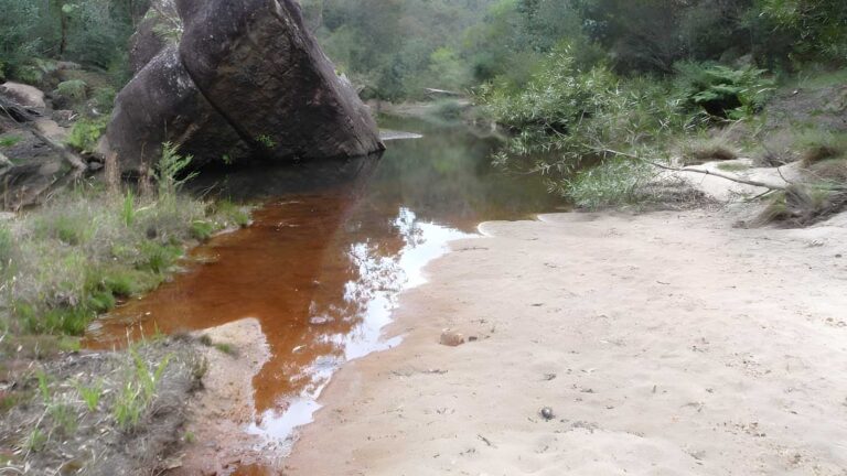 Blaxland Station to Boulder Pool Walk (4km) Blaxland station to boulder pool walk (4km)