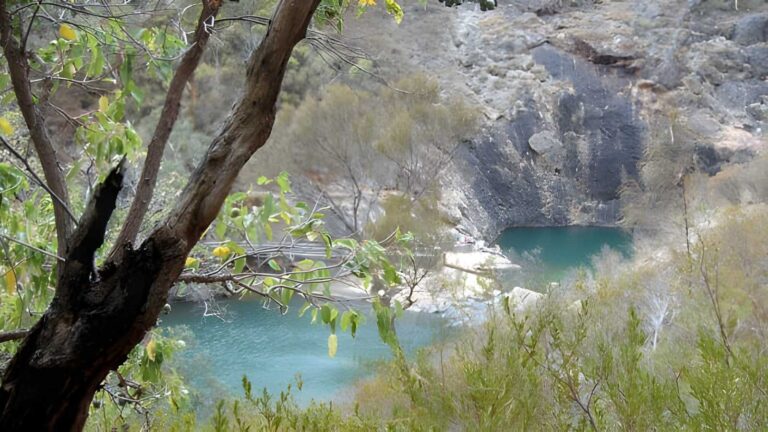 Kitty's Gorge Hike (16km) Kitty's gorge hike (16km)