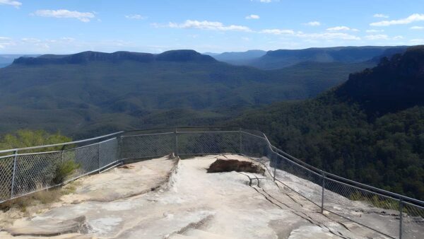 Olympian Lookout Walk (300m) Olympian lookout walk (300m)