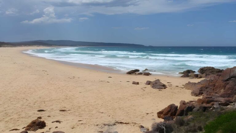 Bournda lagoon to north tura walk (1. 8km)