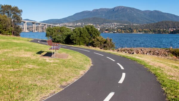 Lindisfarne to Montagu Bay Walk (5km) Lindisfarne to montagu bay walk (5km)