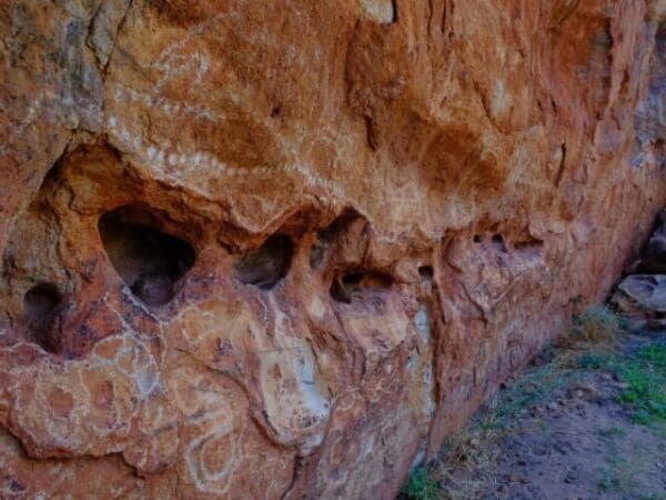 Gorge Rim Walk (2km) Ooramboo trail 600x450