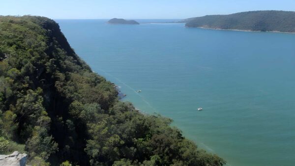 Pearl Beach to Warrah Lookout Walk (5.1km) Pearl beach to warrah lookout walk (5. 1km)