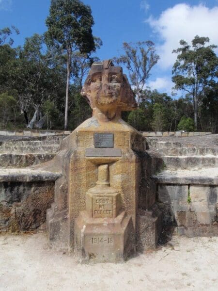 Hikes Darri and warrimoo to the sphinx memorial 450x600