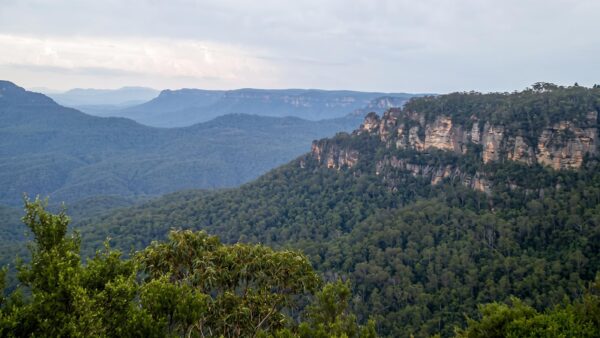 Bridal Veil View & Olympian Lookout Walk (2km) Bridal veil view & olympian lookout walk (2km)