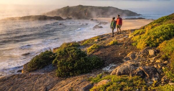 Trail hiking wharf to wharf walk 600x315