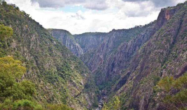 Scutts Hut & Kurrawonga Falls Walk (20km) Chandler walking track trail hiking australia 600x352