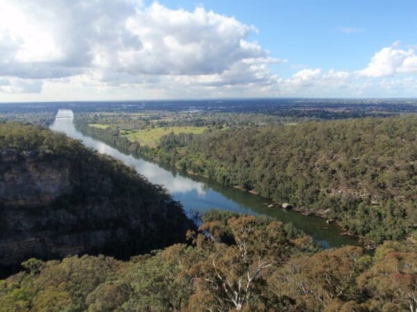 Hikes Mount portal lookout 600x450