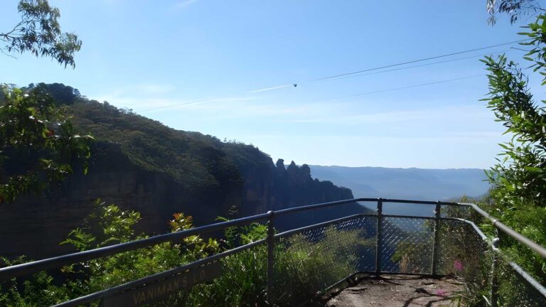 Round Walk (900m) Round walk (900m)