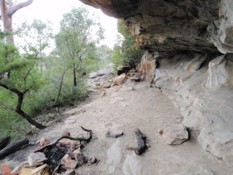 Attic Cave Walk (2km) Attic cave 768x576