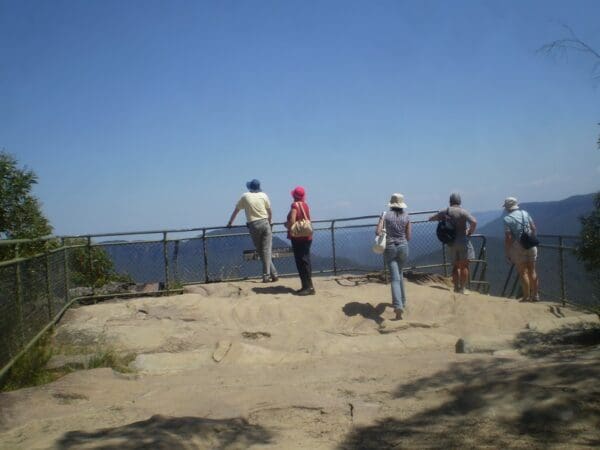 Katoomba falls to echo point via prince henry cliff walk 600x450