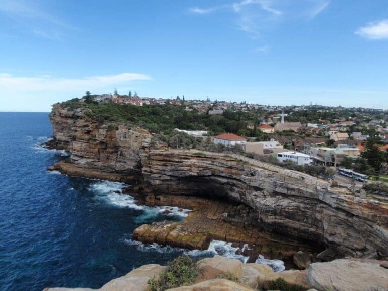 Gap Bluff Lookout Walk (900m) Gap bluff lookout 768x576