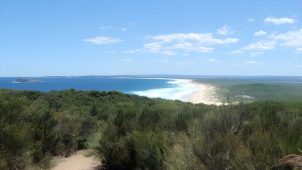 Munmorah coast track (3. 3km)