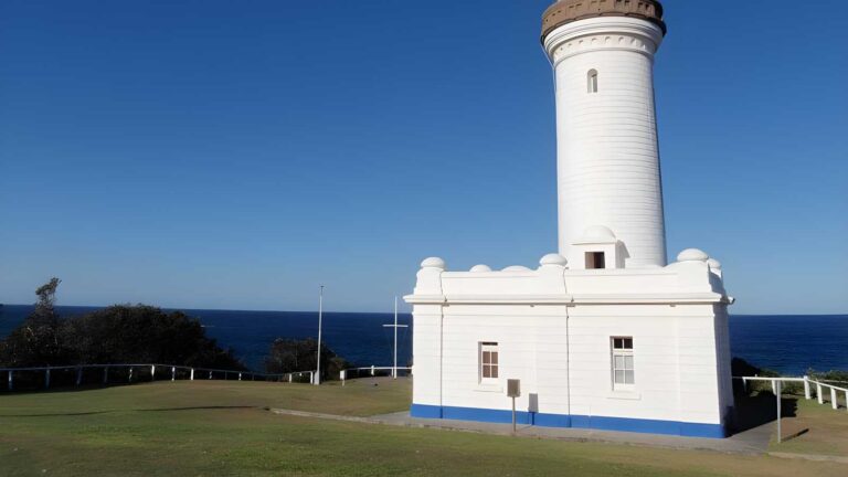 Norah Head Lighthouse Walk (800m) Norah head lighthouse walk (800m)