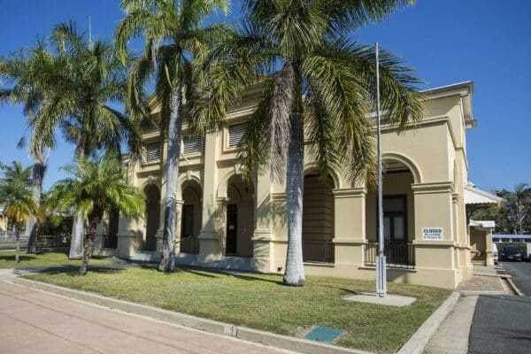 Din Din Barron Falls Lookout Track (1.2km) Mackay heritage walk 600x400