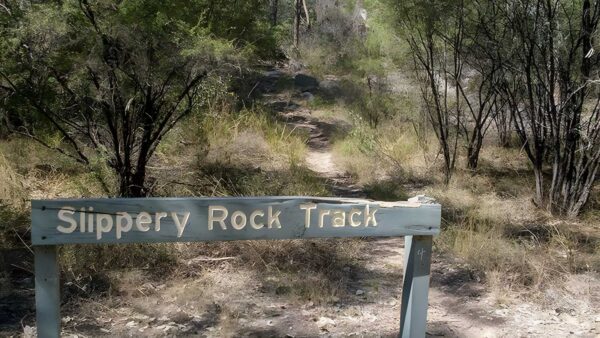 Slippery Rock Walking Track (4km) Slippery rock walking track (4km)