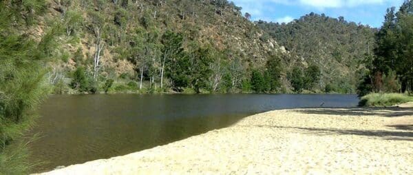 Canberra Centenary Trail Walk (145km) Casuarina sands to kambah pool 600x254