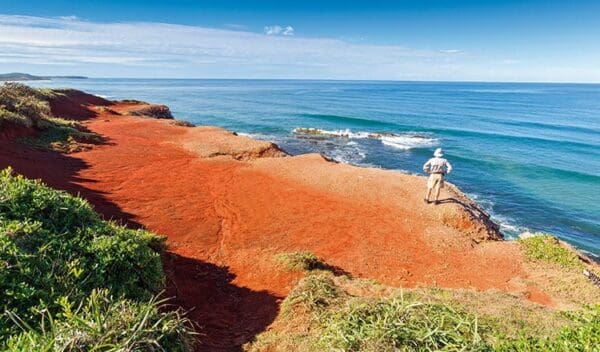 Yuraygir coastal walk trail hiking australia 600x352