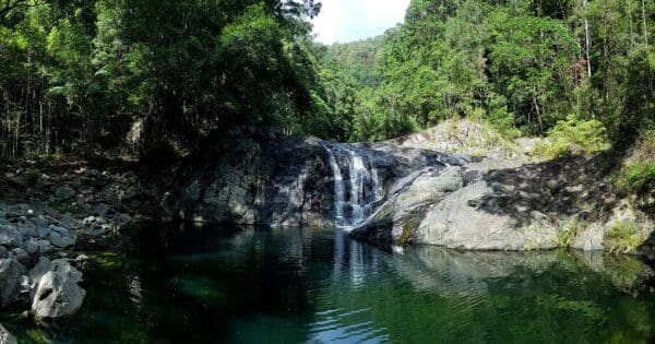 Hikes Artists cascades 600x315