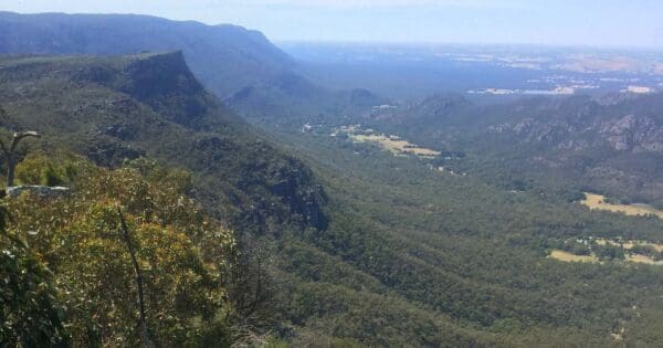 Multi day hikes Australia Bugiga and barri yalug 600x315